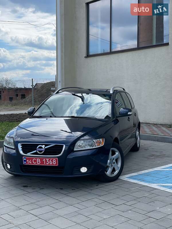Volvo V50 (2012)