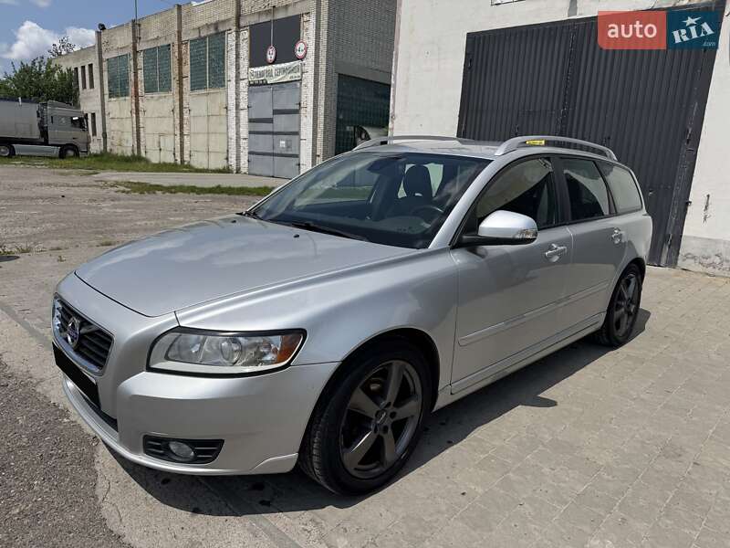 Volvo V50 (2011)