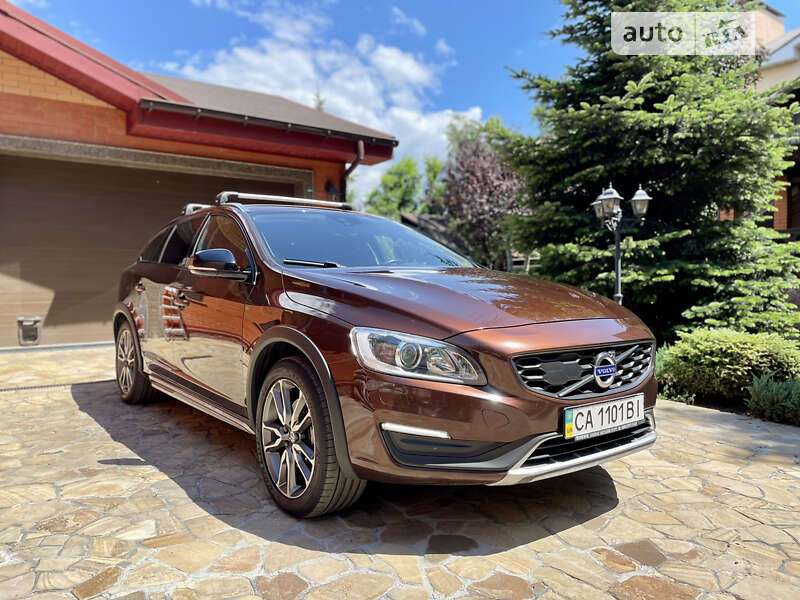 Volvo V60 (2016)