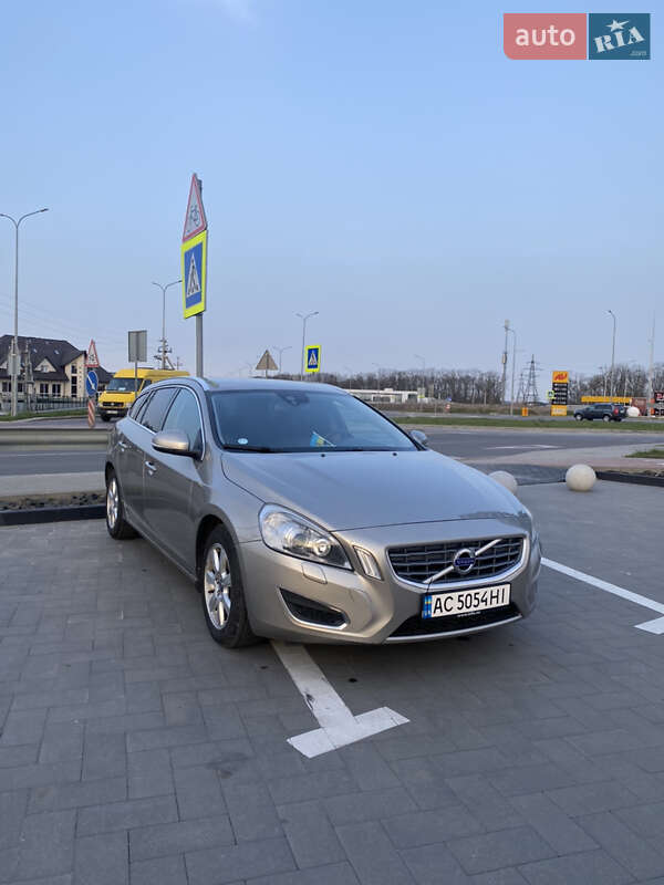 Volvo V60 (2012)