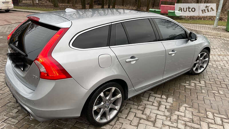 Volvo V60 (2012)