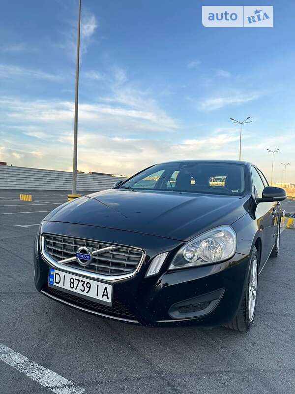 Volvo V60 (2012)