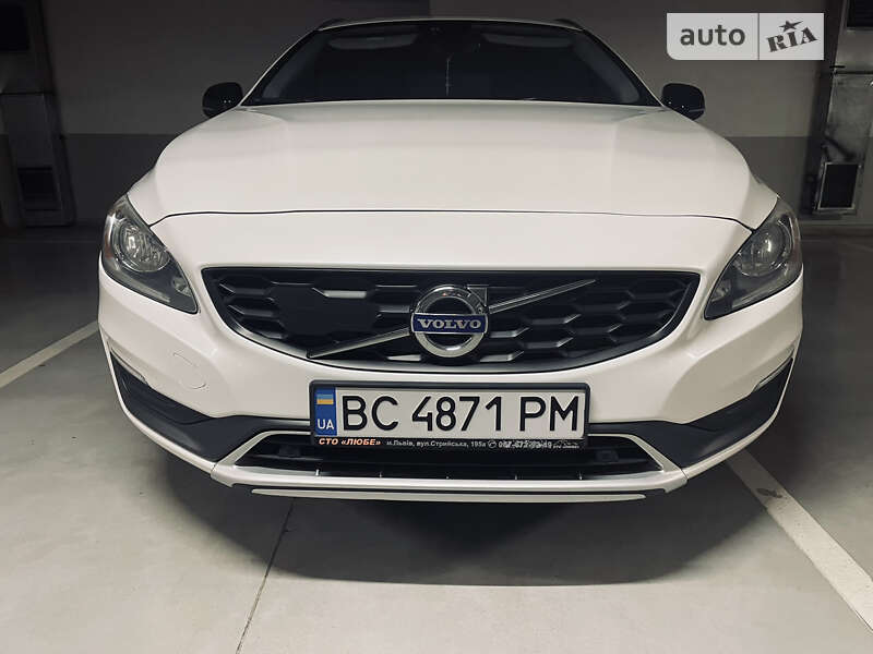 Volvo V60 (2015)