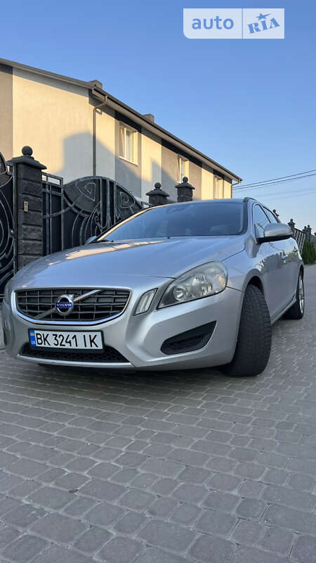 Volvo V60 (2012)