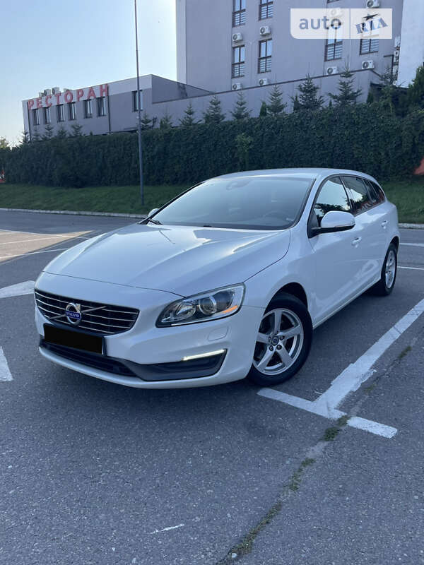 Volvo V60 (2014)