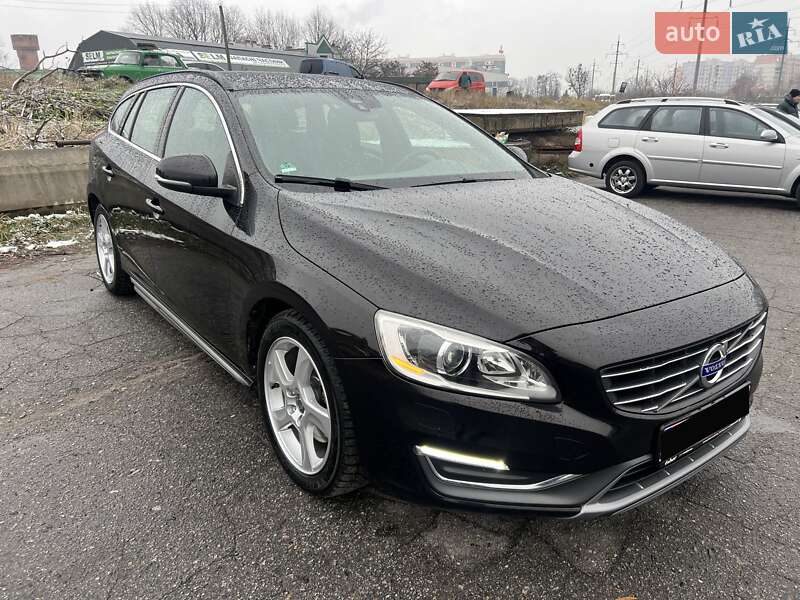 Volvo V60 (2014)