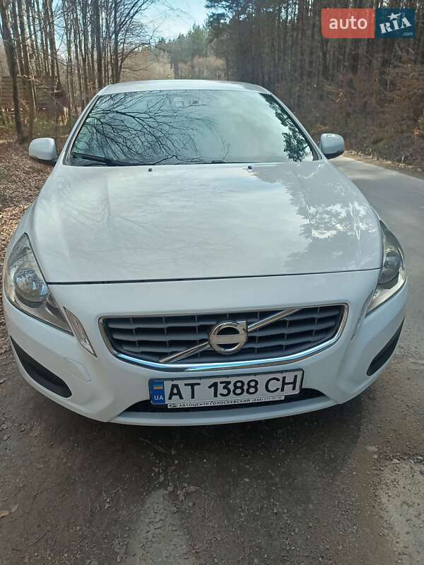 Volvo V60 (2013)