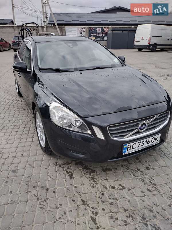Volvo V60 (2012)