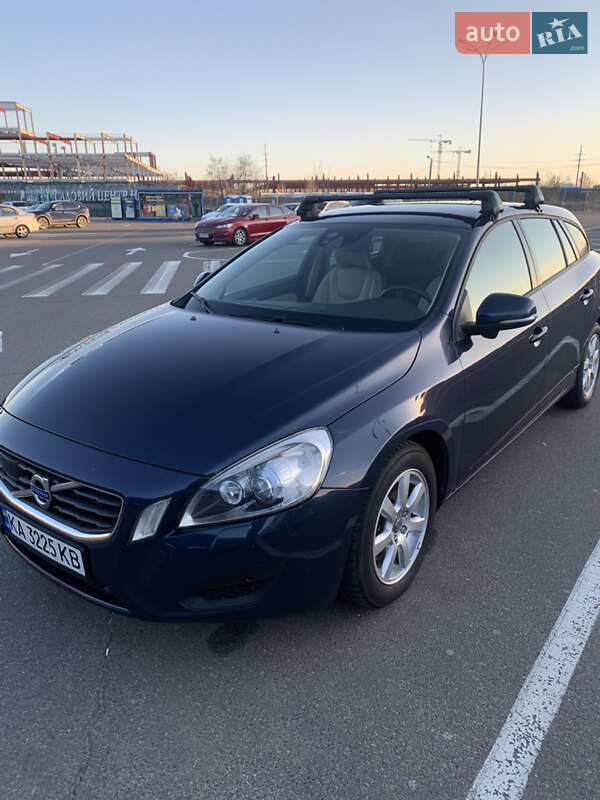 Volvo V60 (2011)