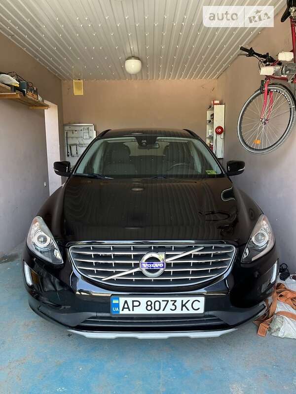 Volvo Xc60 (2016)