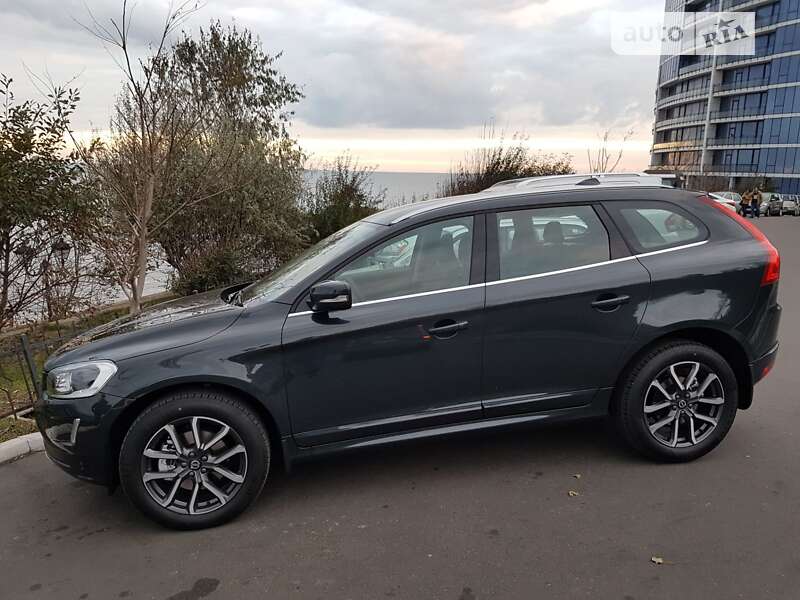 Volvo Xc60 (2017)