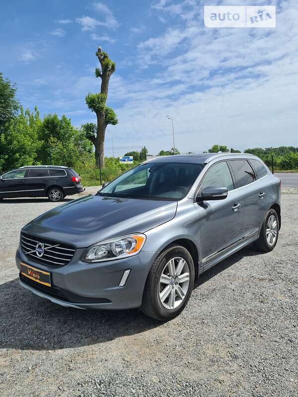Volvo Xc60 (2015)