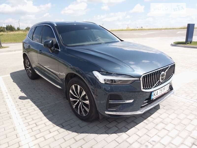 Volvo Xc60 (2022)
