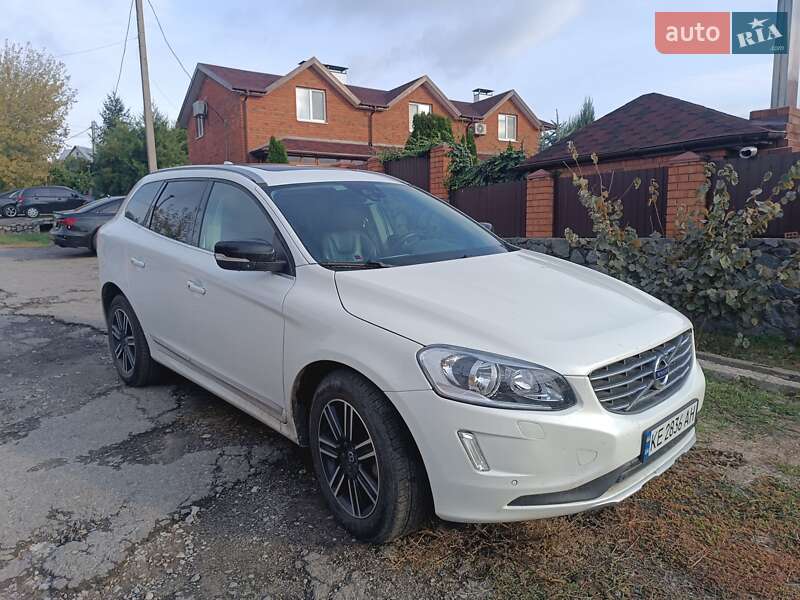 Volvo Xc60 (2016)