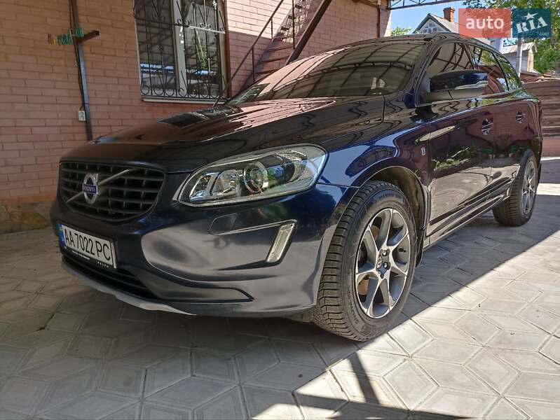 Volvo Xc60 (2016)