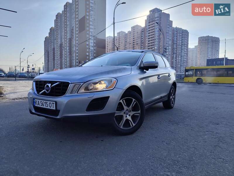 Volvo Xc60 (2012)