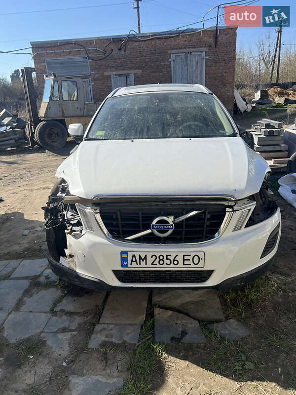 Volvo Xc60 (2010)