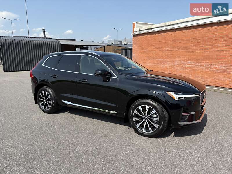 Volvo Xc60 (2023)