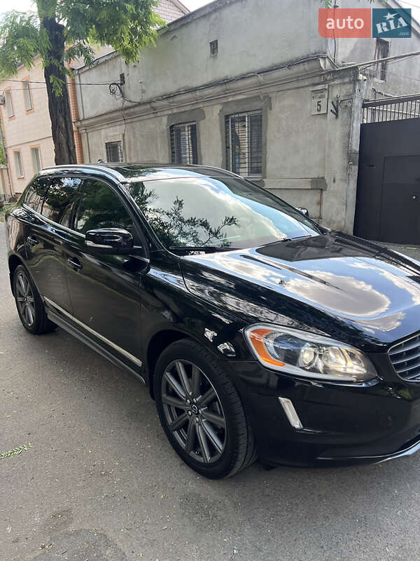 Volvo Xc60 (2015)