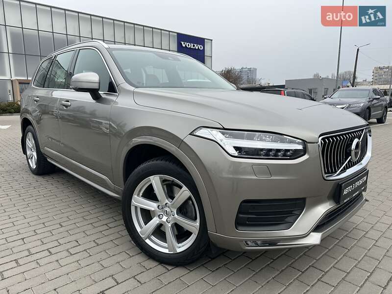 Volvo Xc90 (2019)