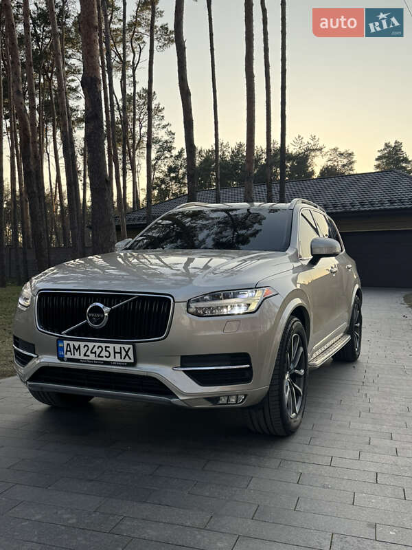 Volvo Xc90 (2015)