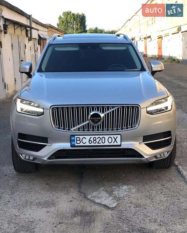 Volvo Xc90 (2015)