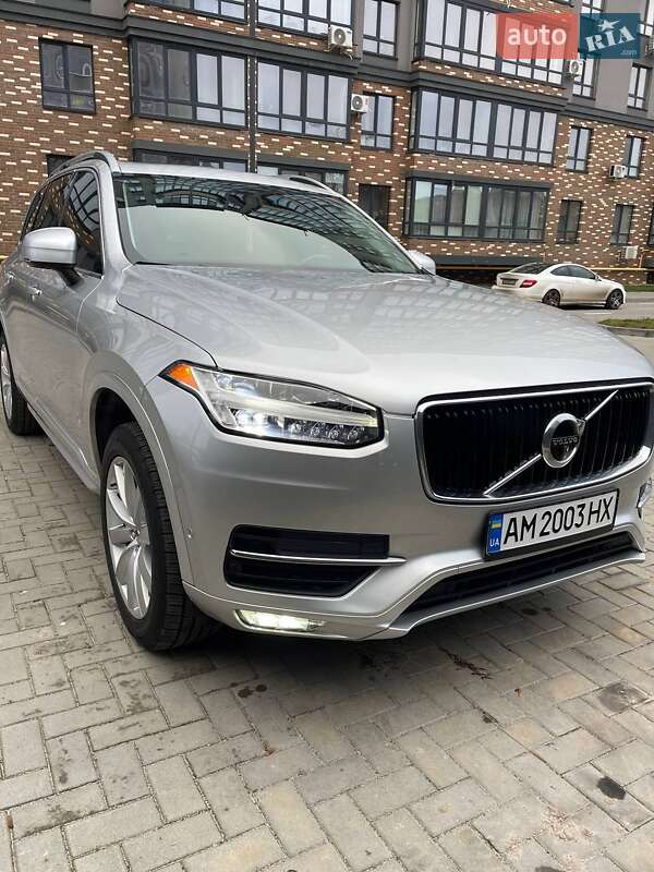 Volvo Xc90 (2017)