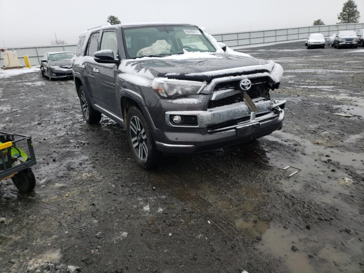 Toyota 4runner sr (2018)