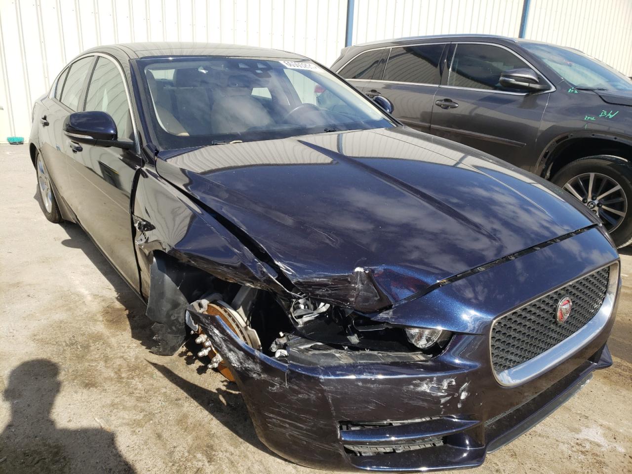 Jaguar Xe (2018)