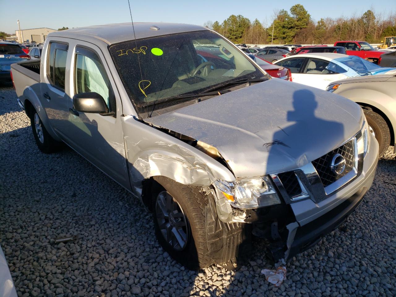 Nissan Frontier s (2016)