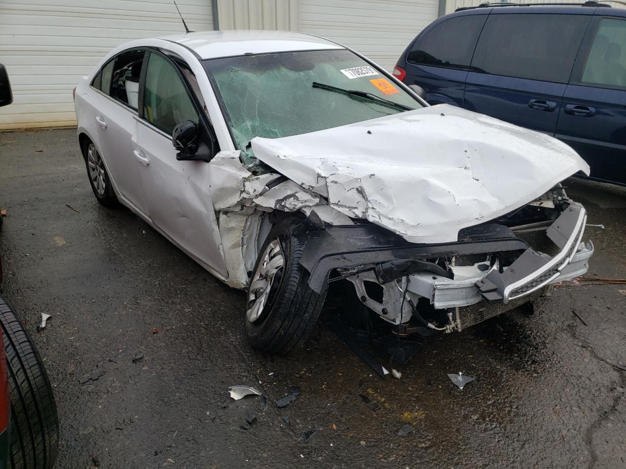 Chevrolet Cruze ls (2011)