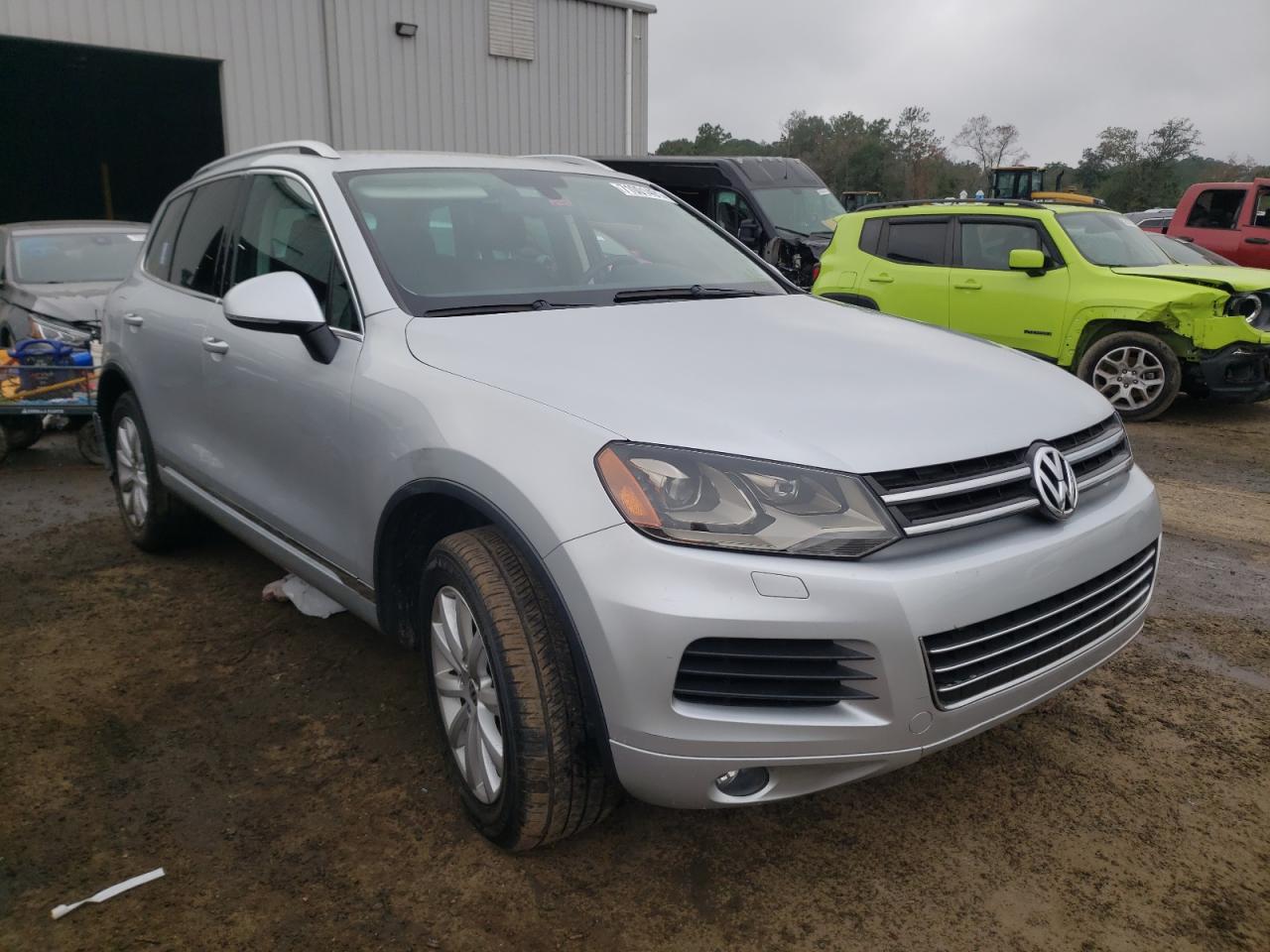 Volkswagen Touareg v6 (2012)