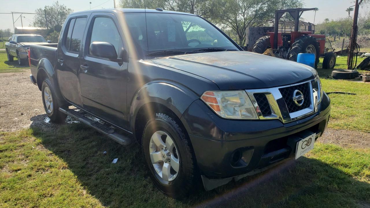 Nissan Frontier s (2013)