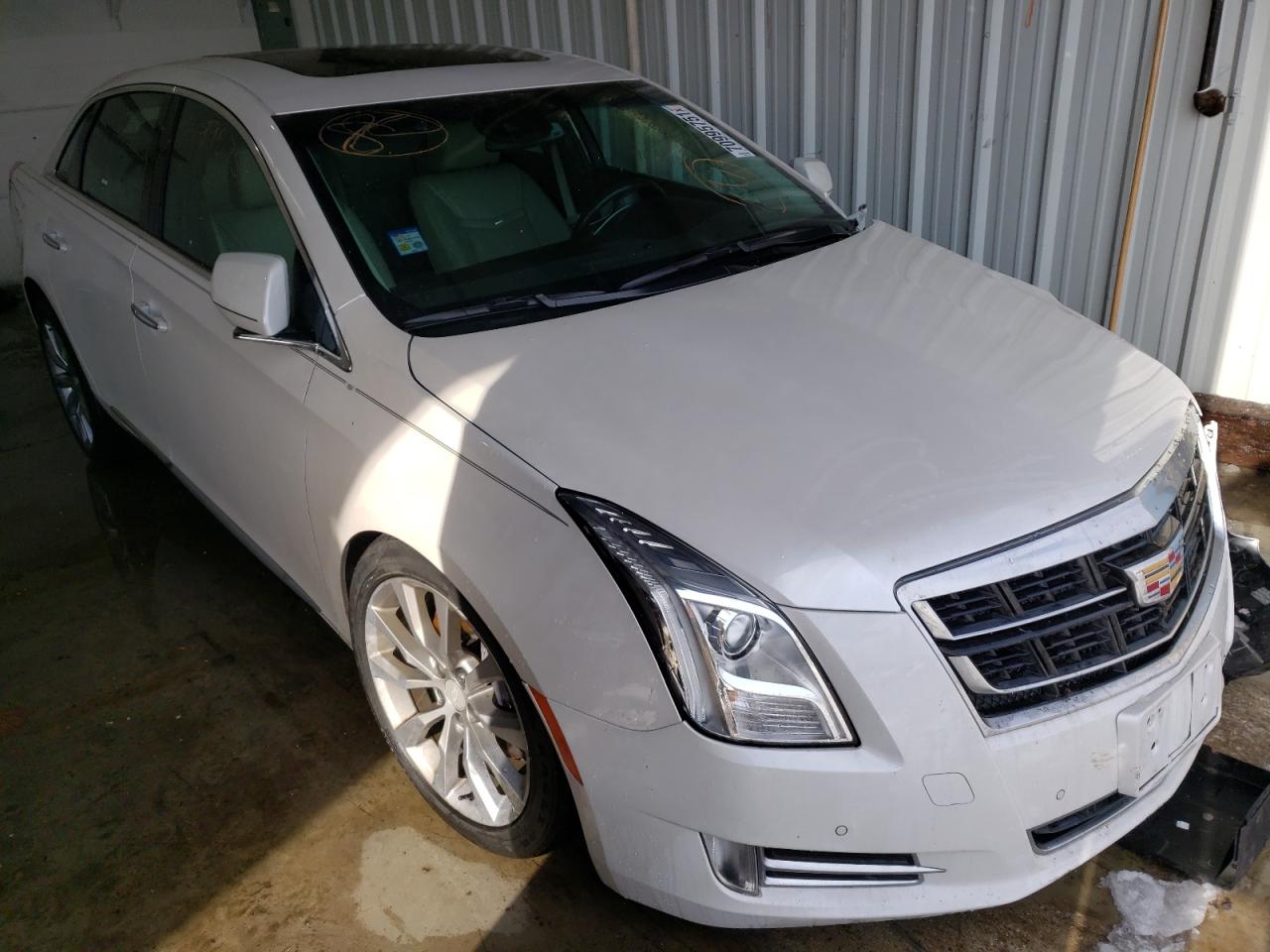 Cadillac Xts luxury (2017)