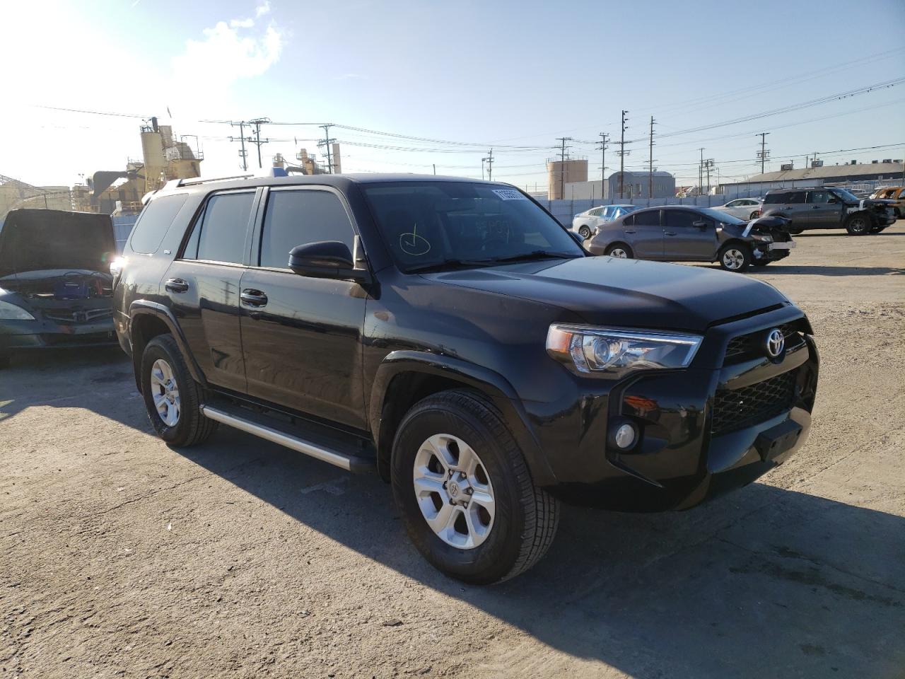 Toyota 4runner sr (2016)