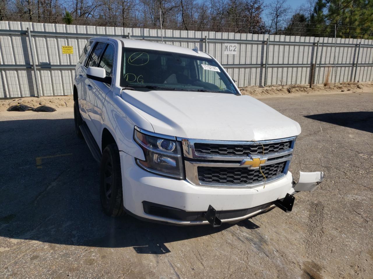 Chevrolet Tahoe poli (2016)