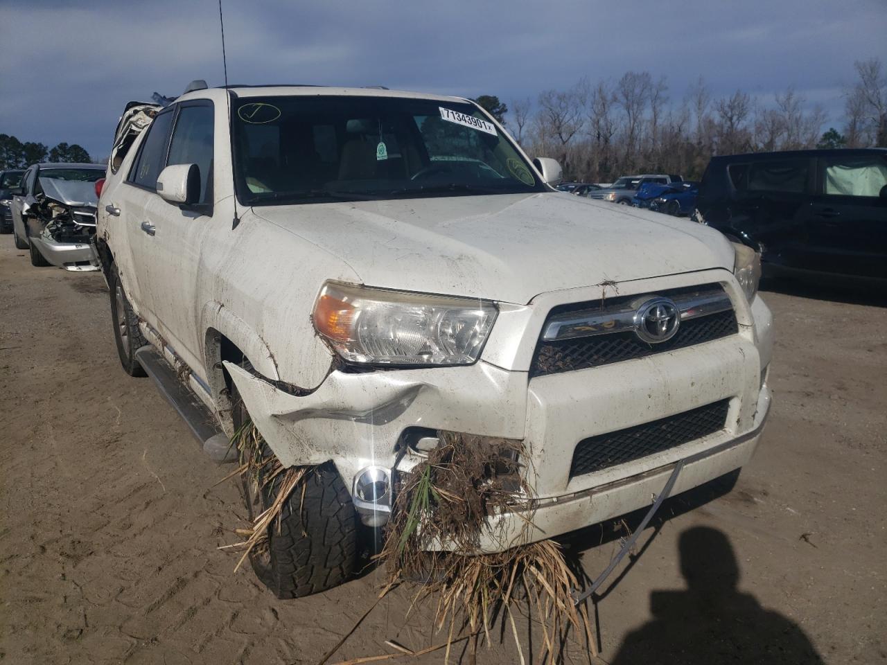 Toyota 4runner sr (2010)