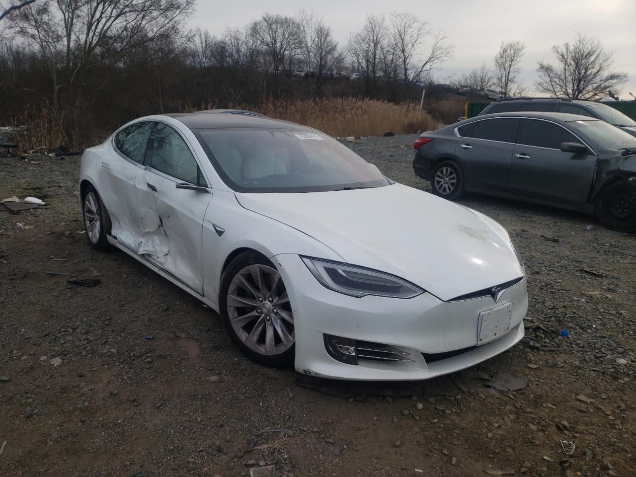 Tesla Model s (2018)