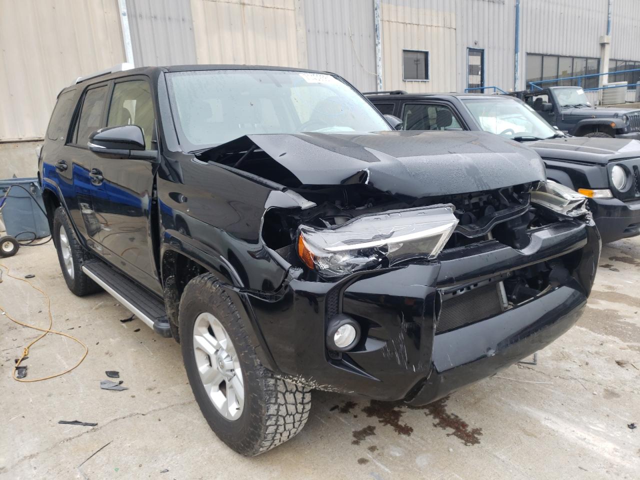 Toyota 4runner sr (2014)