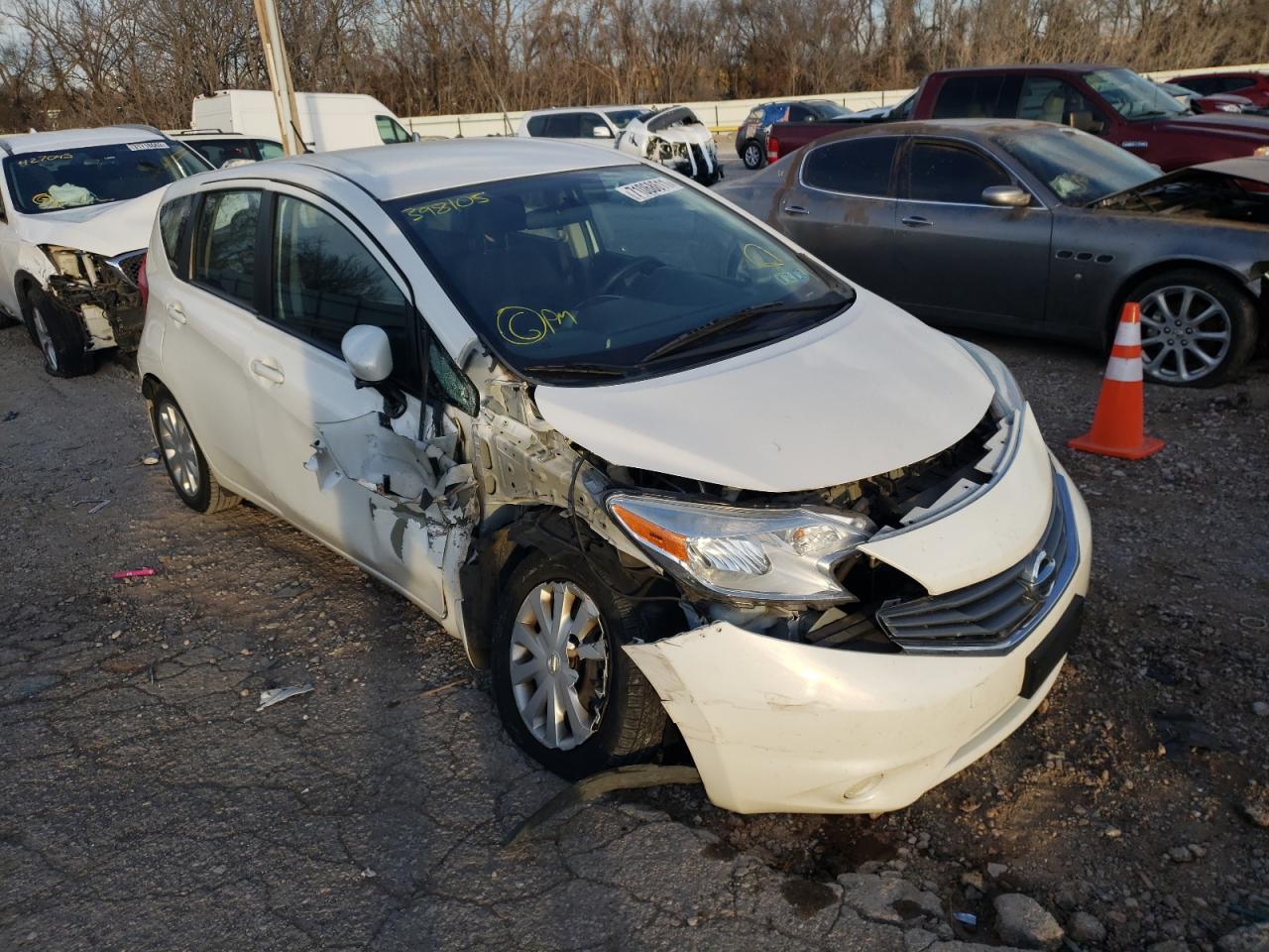 Nissan Versa note (2015)