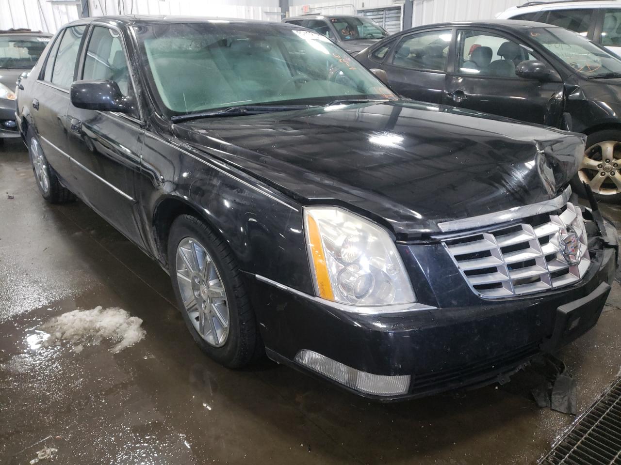 Cadillac Dts luxury (2011)