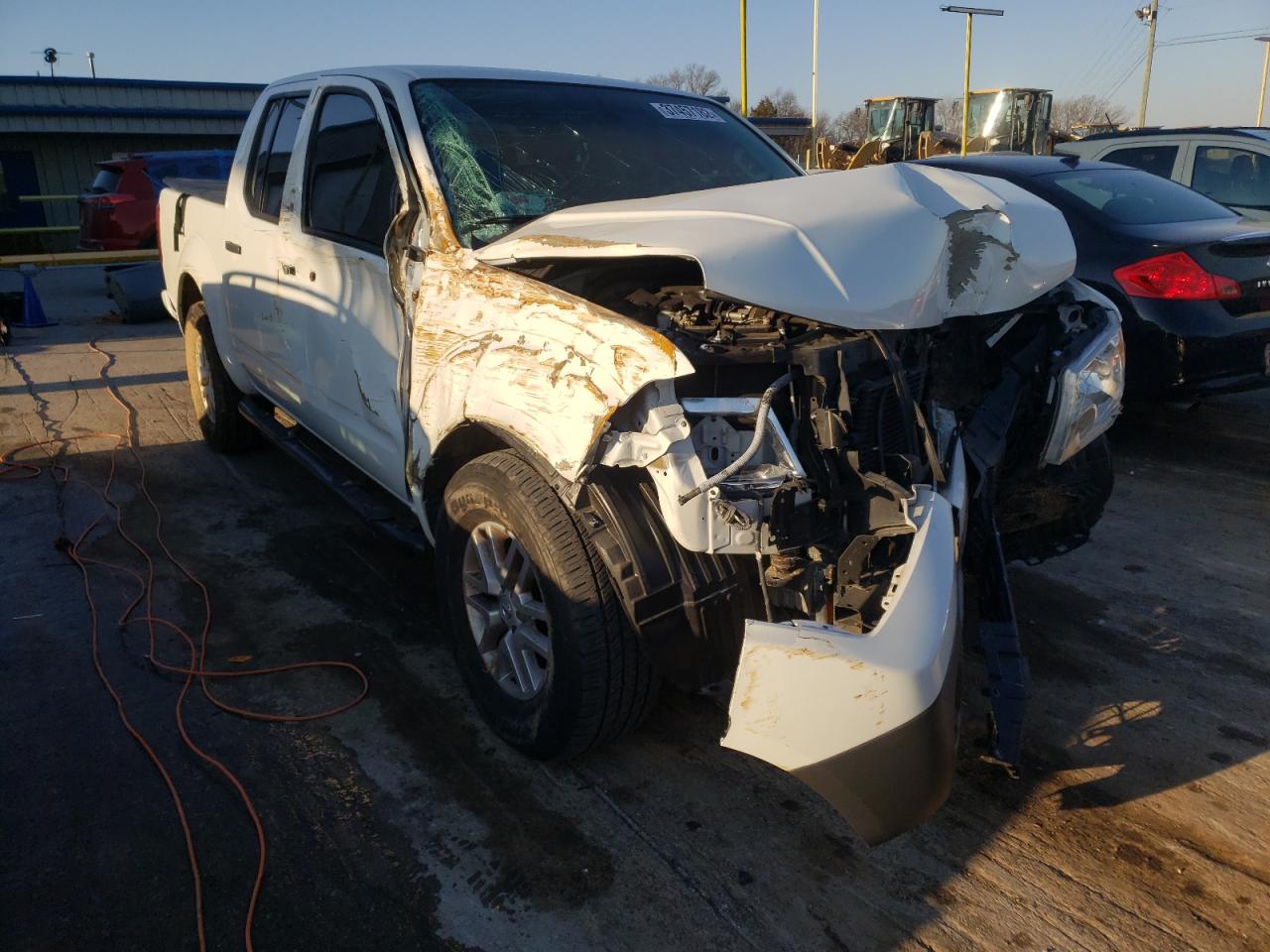 Nissan Frontier s (2017)