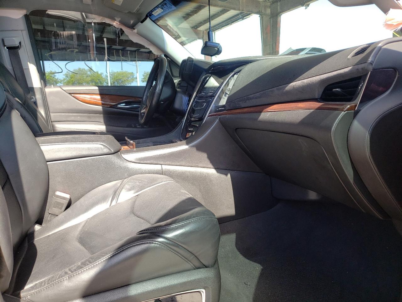 Cadillac Escalade (2015)