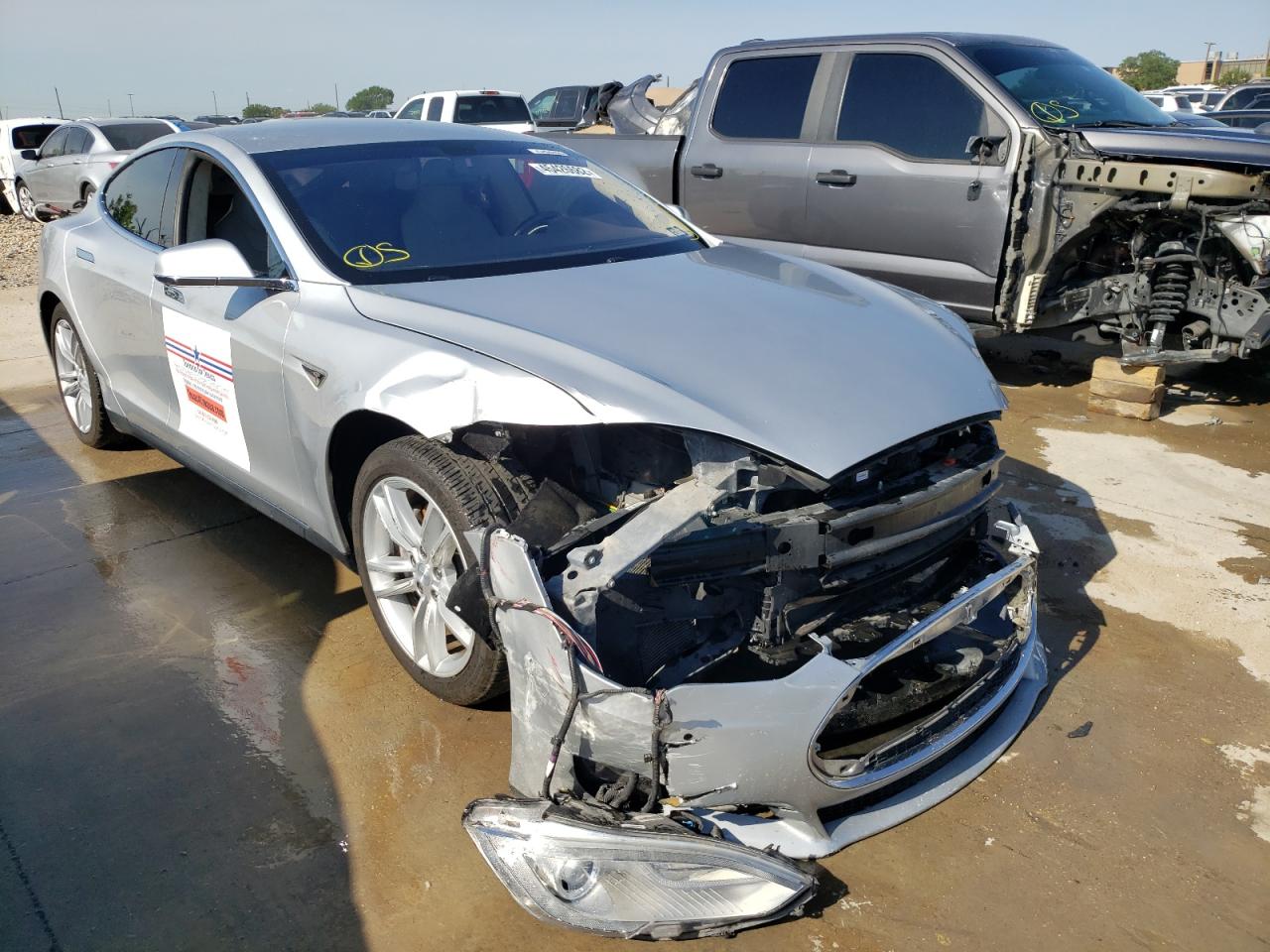 Tesla Model s (2014)