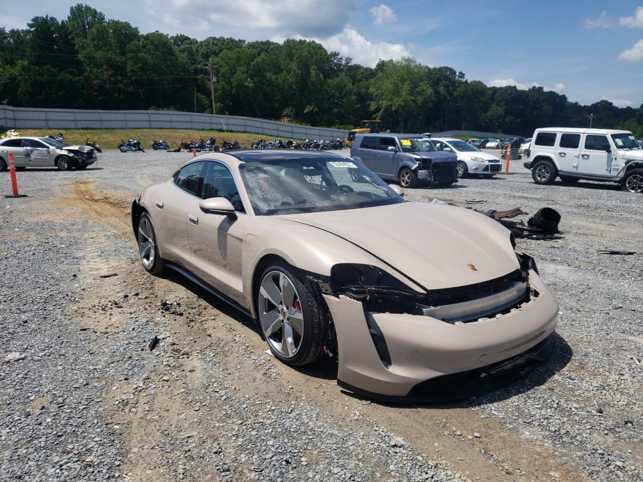 Porsche Taycan (2021)