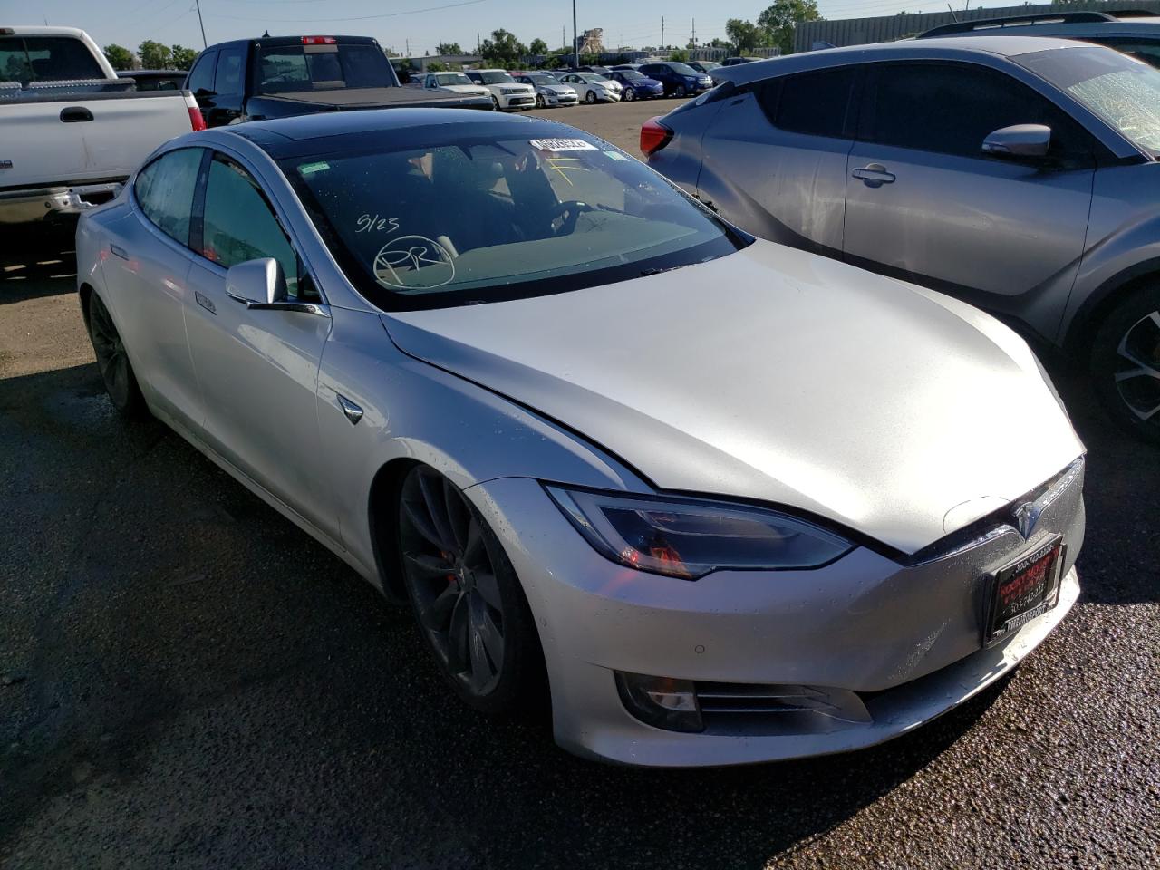 Tesla Model s (2017)