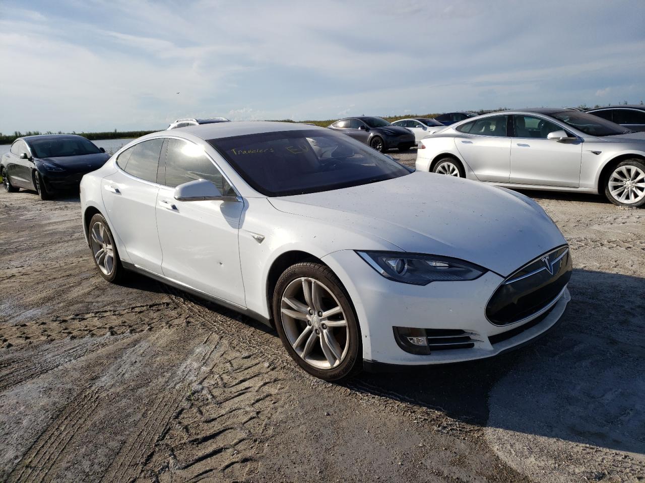 Tesla Model s (2013)