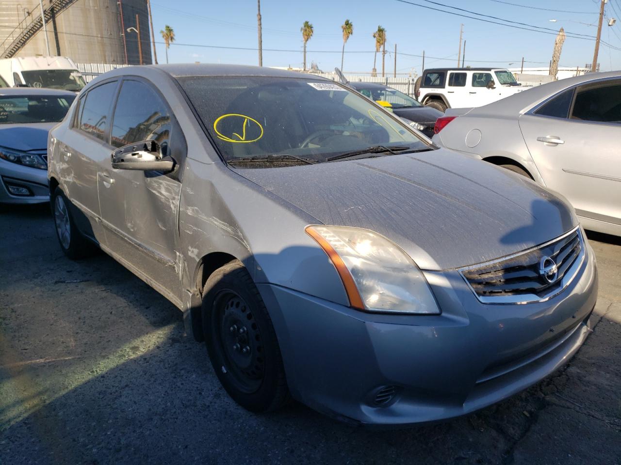 Nissan Sentra 2-0 (2011)