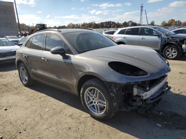 Porsche Macan (2018)