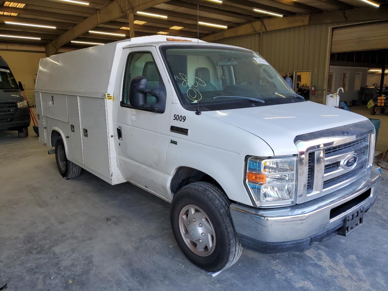 Ford Econoline (2011)